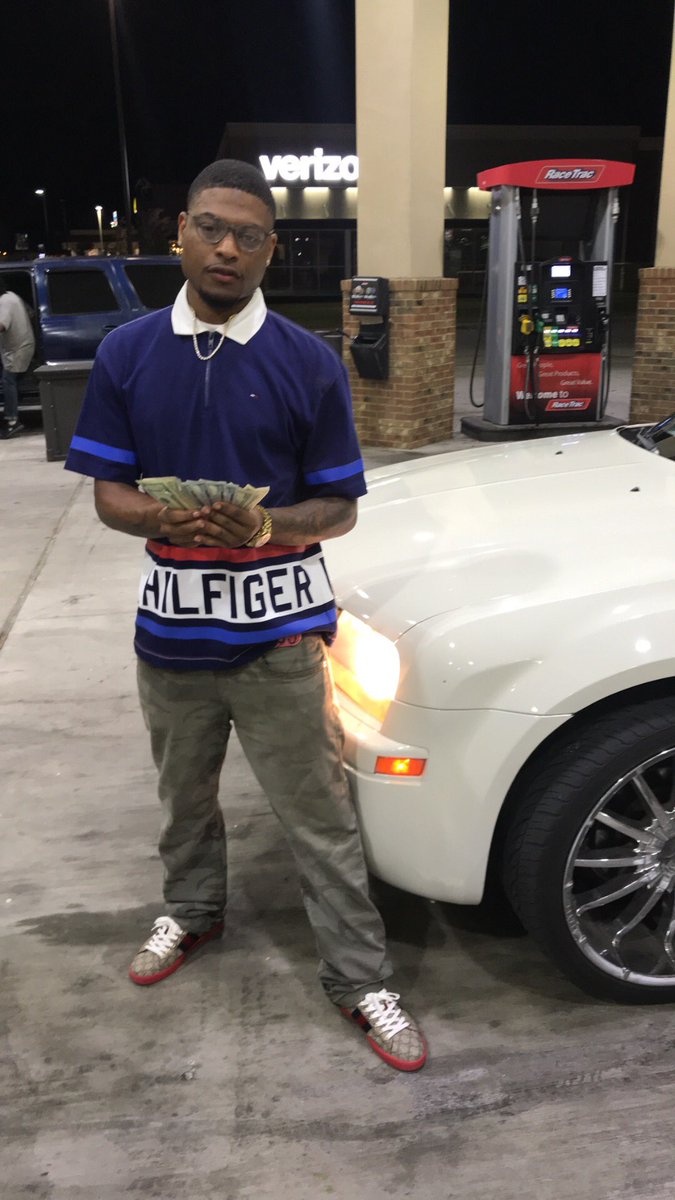josht___'s tweet photo. I Feel Like Canโt Nobody Fucc With Me ๐คท๐พโโ๏ธ #TTGWAY #LongLiveTheDon https://t.co/JM9XaXs7Y0