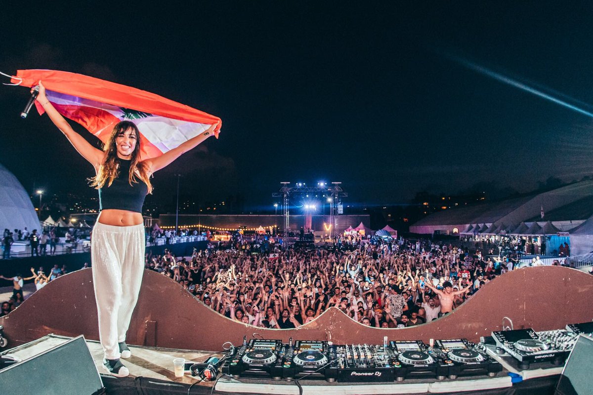 This is how we do it ! Thanks <a href="/tomorrowland/">Tomorrowland</a> #UniteWithTomorrowland #LEBANON for this amazing night 😍 #lovemyjob #bjones #ONTOUR <a href="/VirginRadioLeb/">Virgin Radio Lebanon</a> 
📸 <a href="/MIKEG_SHOT/">MIKE-G, Miguel Gómez</a>