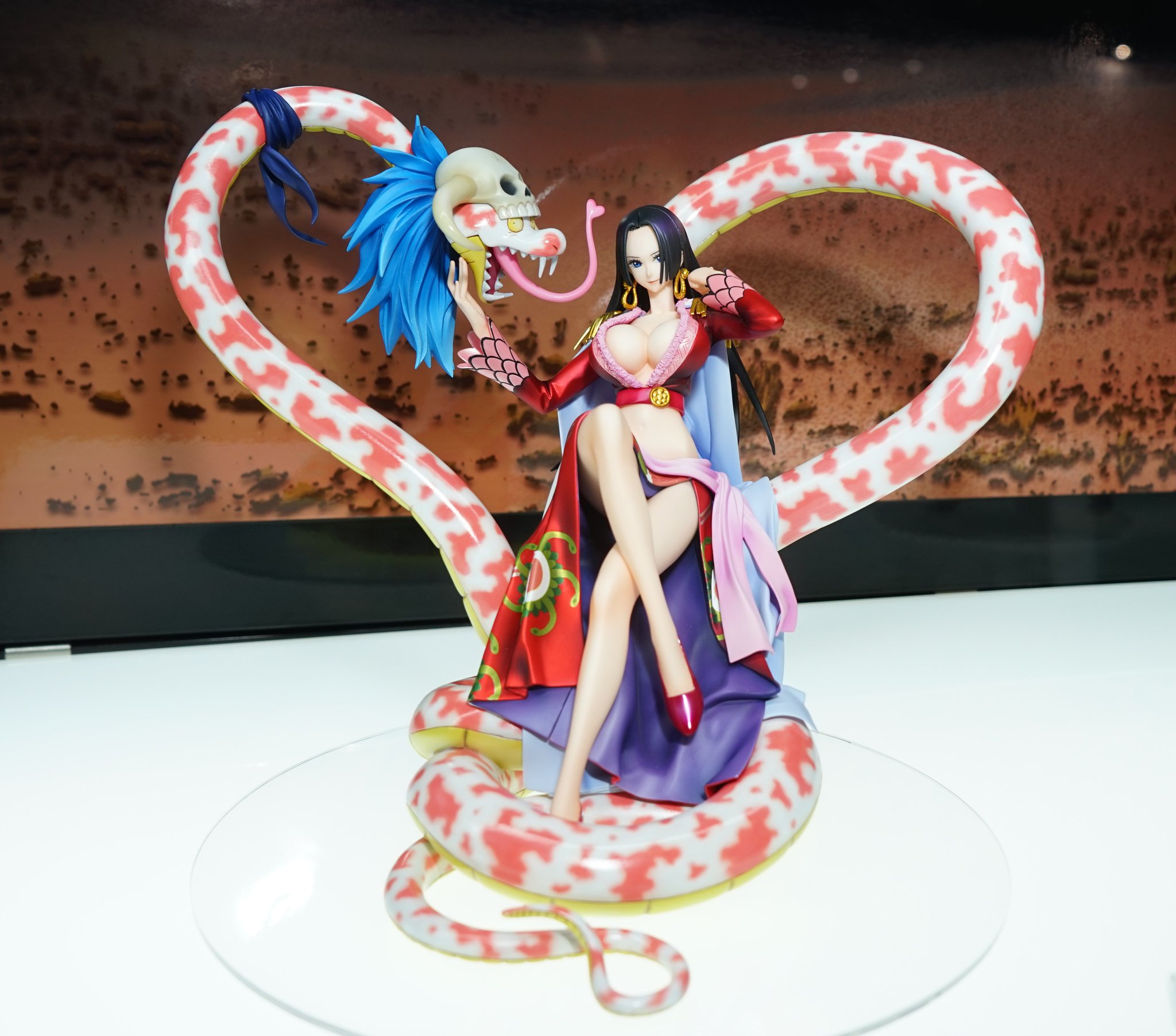 麦わら屋 ワンピースフィギュア グッズ No Twitter P O P Neo Maximum 海賊女帝 ボア ハンコック ワンピースフィギュアを投稿しよう