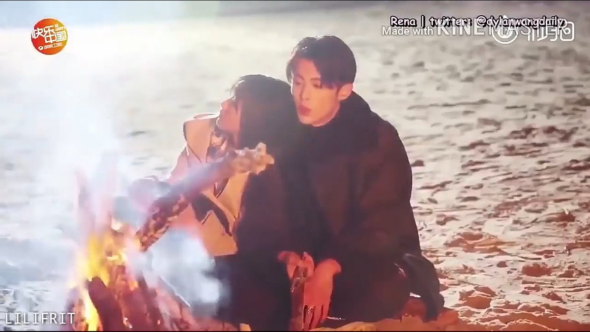 BTS when SC and DMS were lost in a secluded Island. Didi is never awkward in hugging or holding Yueyue's body, they are very comfortable with each other  Anyways that's what buddies do 