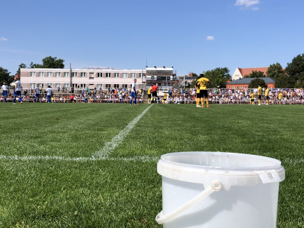 SGD_Liveticker's tweet photo. 46‘ Die zweiten 45 Spielminuten haben begonnen. #BFVSGD 0:1 (0:1) https://t.co/yVD4GNywxW