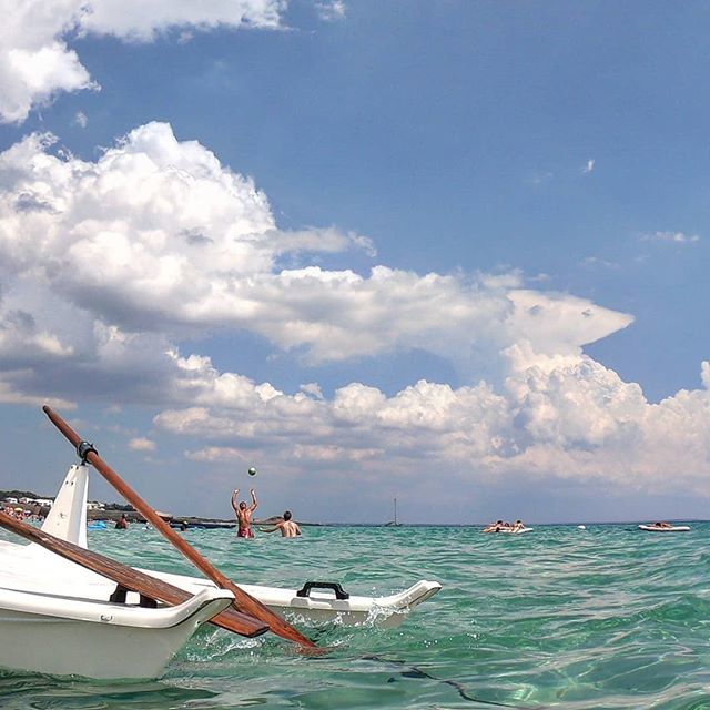 DesignMepuntoit's tweet photo. •👄 Shark Clouds 🦈
•
•
•
#designme #minuzzerie #tipsminuzforminuz #travel #travelme #travelgirl #travelblogger #ontheroadagain #donnaemotori #gotourism #igerslecce #yellerspuglia #yellers #apulianstyle #sea #backhome #puglialife #pugliastyle #pugl… https://t.co/CgQn46XaxF https://t.co/RsNHYh3bcu
