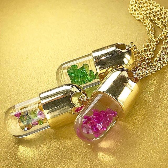 I’m getting a legal high from “Elixir” pendants from London jewelry genies Robinson Pelham.  Sparkling and shining with rich colored gemstones, they make a worthy statement when worn singly or in yummy clusters.  Explore more from @robinsonpelham &amp; when … ift.tt/2vdUQWW