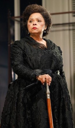 til 8/12 #Theater fans c #MarcusGardley's glorious #TheHouseThatWillNotStand @NYTW79 The magnificent Lynda Gravátt heads a terrific ensemble cast bit.ly/2MiHz6q
