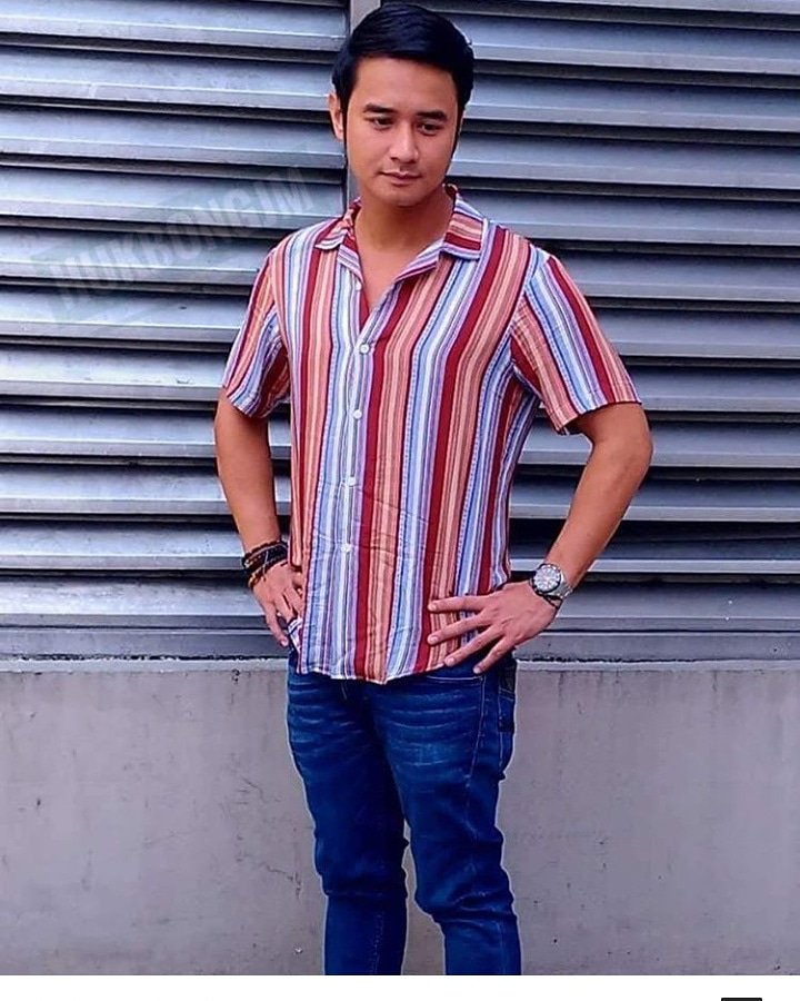 Nhengkie2's tweet photo. Bakit?
#ASAPJammingWithJM https://t.co/oty0q0MtH7
