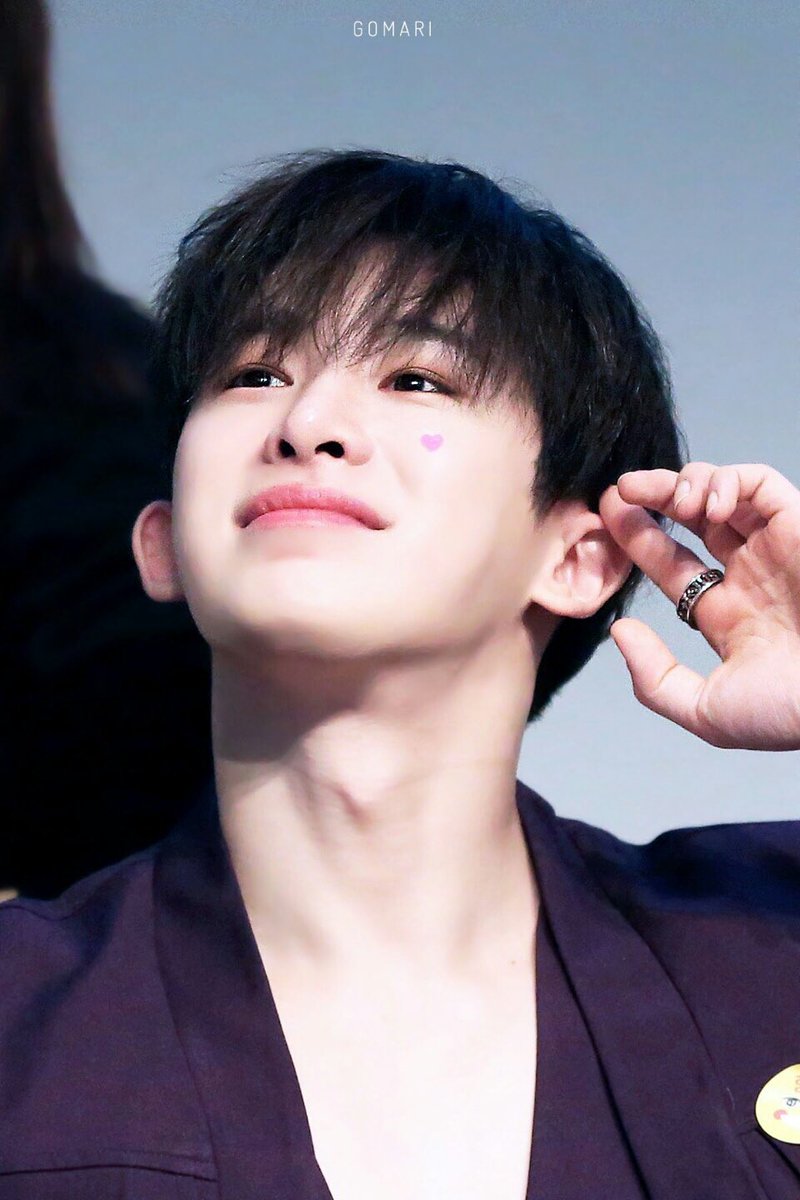 BLACKHAIR_GOOD's tweet photo. 17. 몬스타엑스 원호 https://t.co/kbsMsEs3xD
