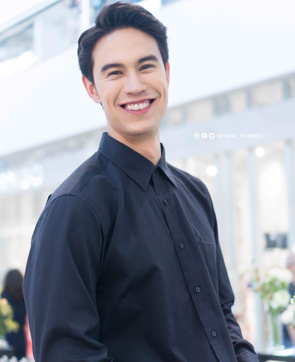 weare_miakeb's tweet photo. ยิ้มเยอะๆนะ 😁
#helloJML #jomalonelondon
#แมนคนคูล #mantrisanu #model #thefacementhailand #teampeach #weare_miakeb #เมียเก็บใต้เรือนแมน #เมียเก็บแมนต้องอดทน #ทีมเมียเก็บ https://t.co/S1lVJu1FuG