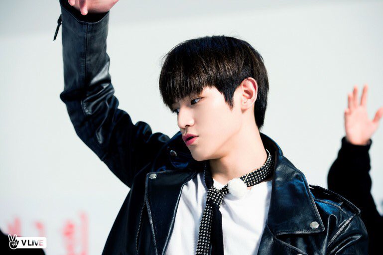 BLACKHAIR_GOOD's tweet photo. 18. NCT 태용 https://t.co/MoGA471GVE