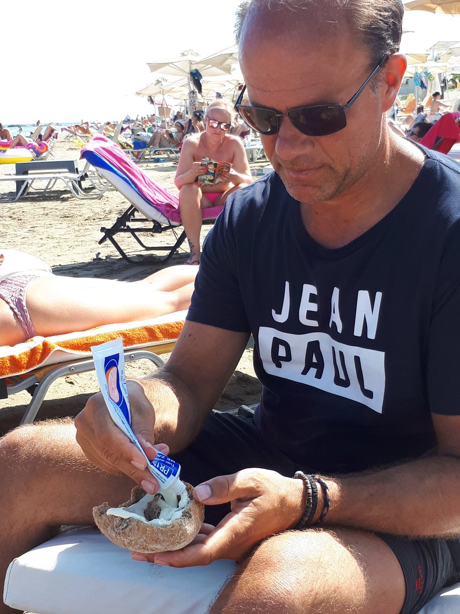 DankertsenFrank's tweet photo. Også på Kreta er det mulig å få seg en skikkelig frokost... https://t.co/kbeKWNzv1C