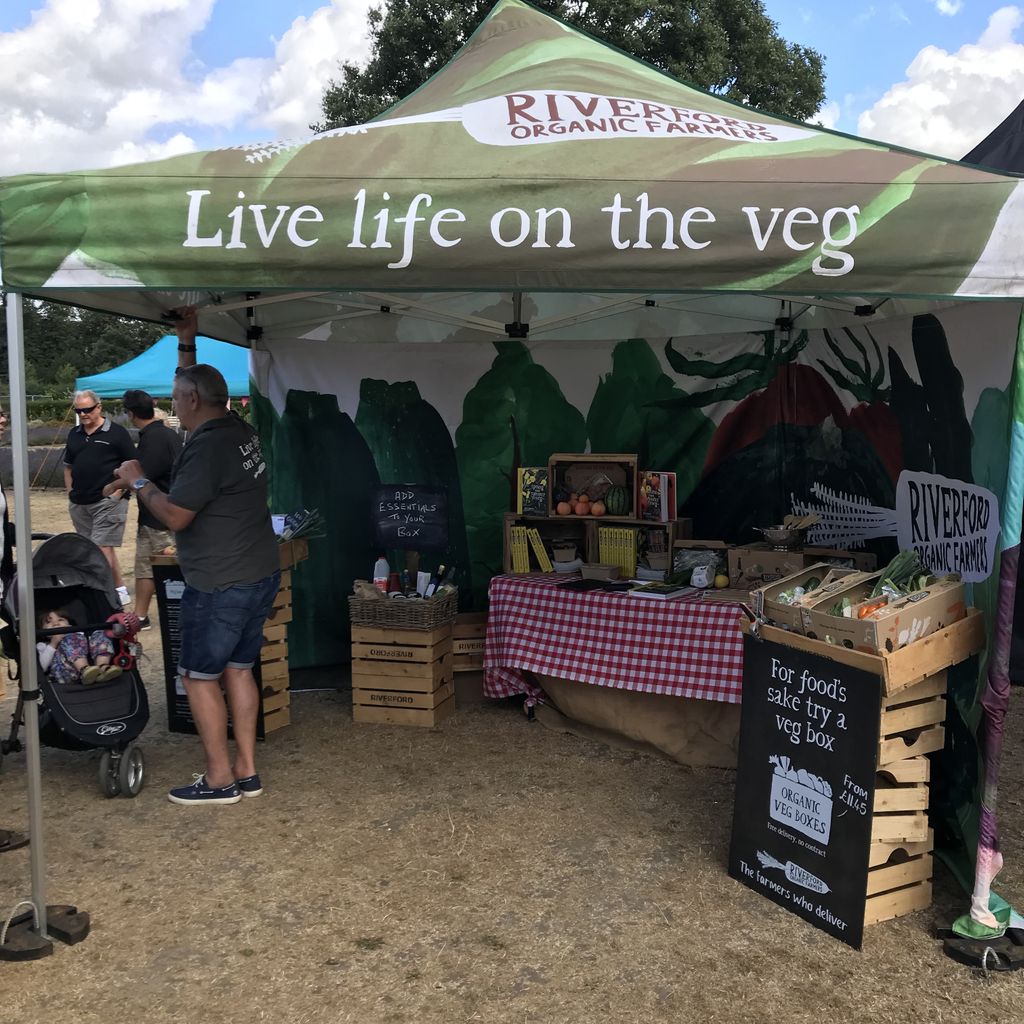 “For food’s sake try a veg box”
It was great to hear more about how the @Riverford farmers & boxes work! 

If you don’t make it to @EatFoodFest today, check out their website for detailed info on their #organic, ethically produced and minimal packaging philosophies! #eatseasonal