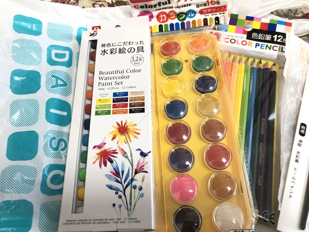 100均の絵の具を買えるだけ買って試してきた Togetter