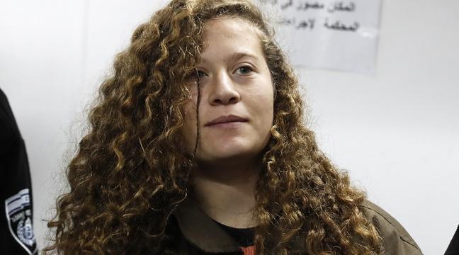 20Minutes's tweet image. «Nous voulons vivre libres !» Ahed Tamimi, icône de la résistance palestinienne, est sortie de prison bit.ly/2Lzy1I4