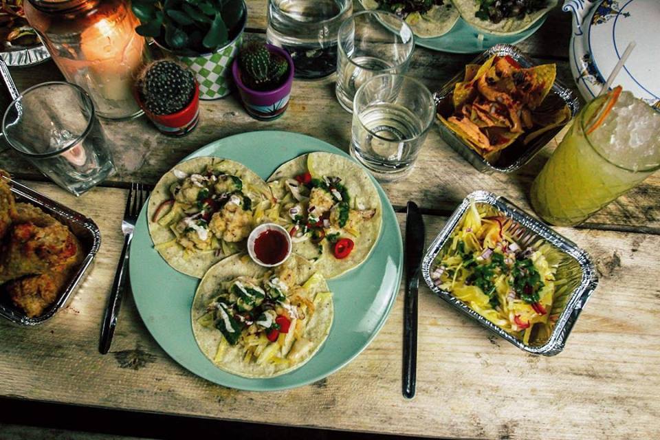 The Best Restaurants in Hyde Park, Leeds: amuse-bouche.uk/2018/07/29/lee… #Leeds #eatLeeds