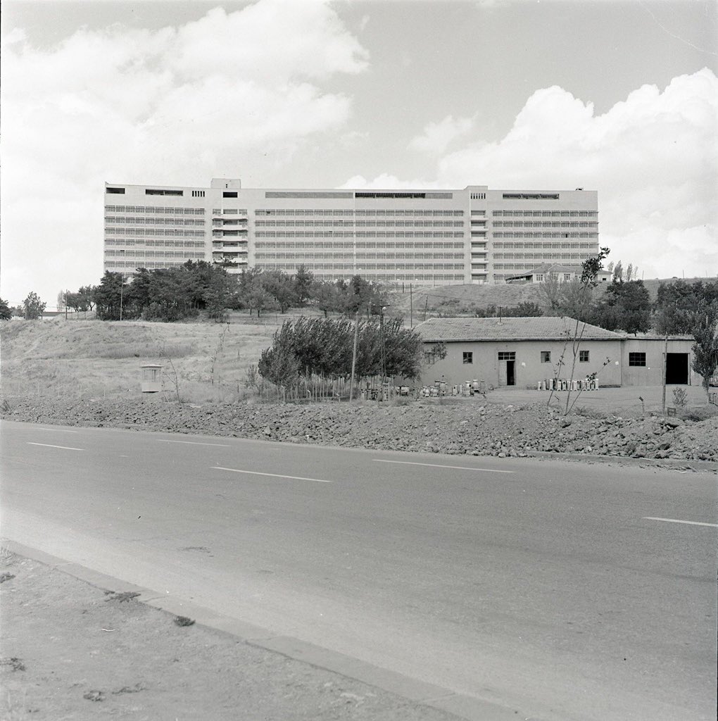 Gülhane Askesi Tıp Akademisi, Sene 1971... (Cüneyt Yarıkkaya’ya teşekkürlerimizle)