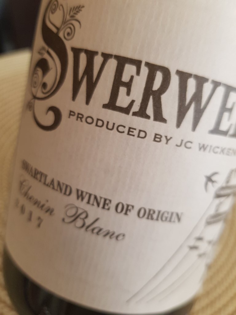lismorewine's tweet photo. This is super yummy! #technicalwineterm @SwartlandSIP @swerwerwines https://t.co/EadiAQsvAn