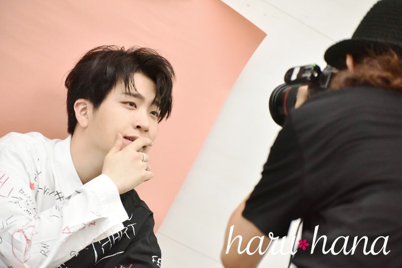 IneffableGOT7's tweet photo. #ImBeingTested๐ฃthough nothing's new...still...Why must they tempt me all the time๐...so dangerous...so beautiful...ya'll drive me crazy Babies!!!๐
#GOT7
#๊ฐ์ธ๋ธ
#EyesOnYou
#GOT7WORLDTOUR
@GOT7Official https://t.co/nSFp1wyEYK