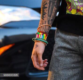 Liam & Zayn being proud in  #PrideMonth2018  #LoveLoud