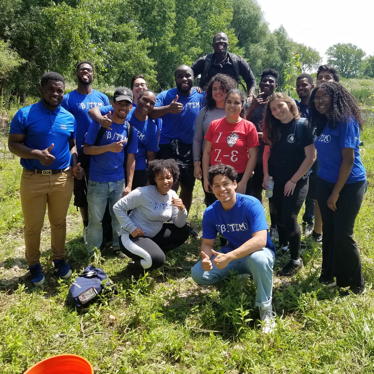 UBLSAMP's tweet photo. We had a great time planting trees at @tifftnature today!!! @UBengineering #LSAMP #WeOutHere #WeSustainable #STEM #science #engineering #diversity https://t.co/fAT2md8SB0