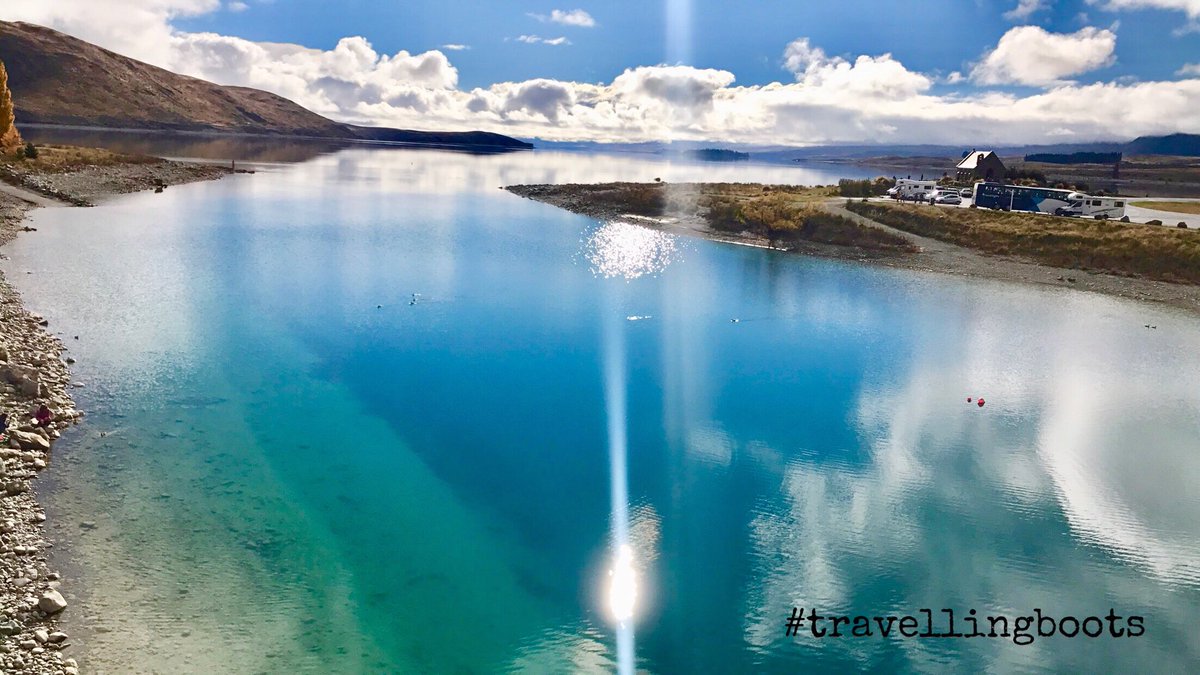 TRAVELL1NGBOOTS's tweet photo. God took a whole month off before creating #newzealand .. that’s what I felt.. everyday.. for a whole month! 
#bootsinnz #laketekapo #naturephotography #travellingboots #travelblogger #campervan #roadtrip #solodriver #solotravel #dubaiblogger #adventuretime https://t.co/piuHZBjdZP