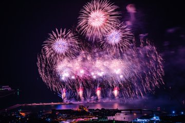 19年天草ほんど花火大会の混雑状況と穴場スポットを紹介 駐車場についても Suguri Journal