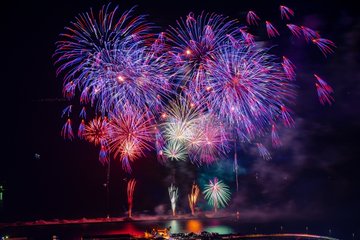 19年天草ほんど花火大会の混雑状況と穴場スポットを紹介 駐車場についても Suguri Journal