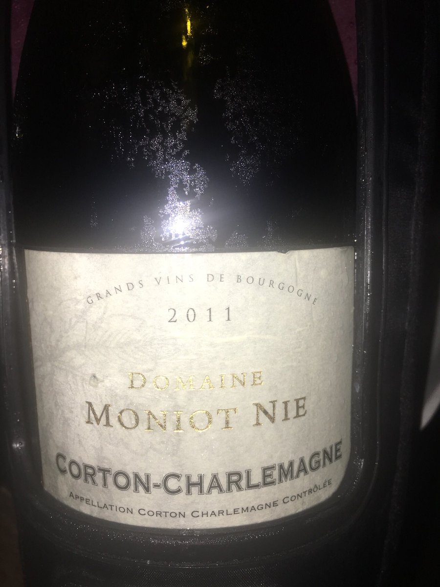 EasyBacchus tweet media