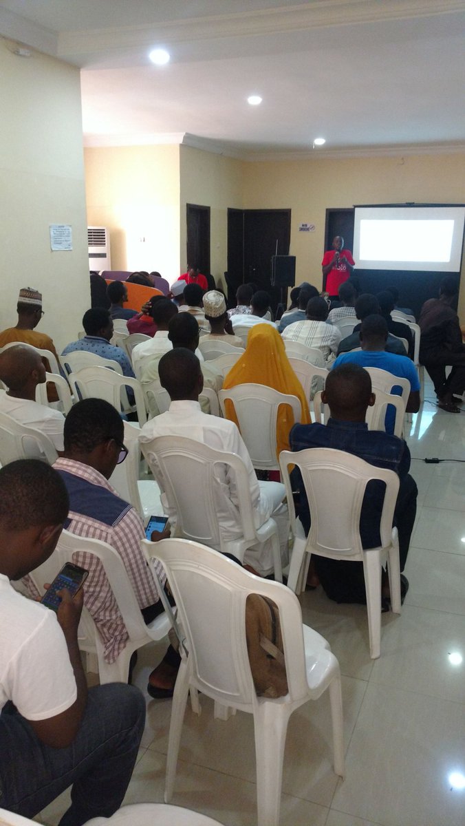 malan_shahid's tweet photo. Scalability with @google app engine with the veteran @ameenubi at #ioextended2018 in #Kano #ioextended2018kano https://t.co/YMbiP7Gc1Y