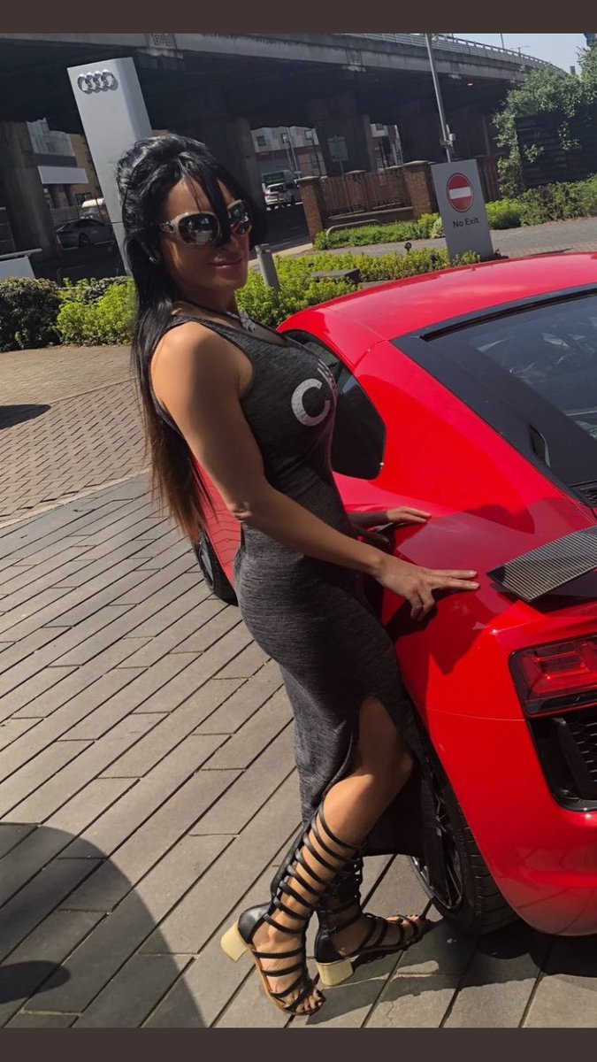 slavepup2's tweet photo. @PersianGoddessZ https://t.co/NgA1Bj2WNU