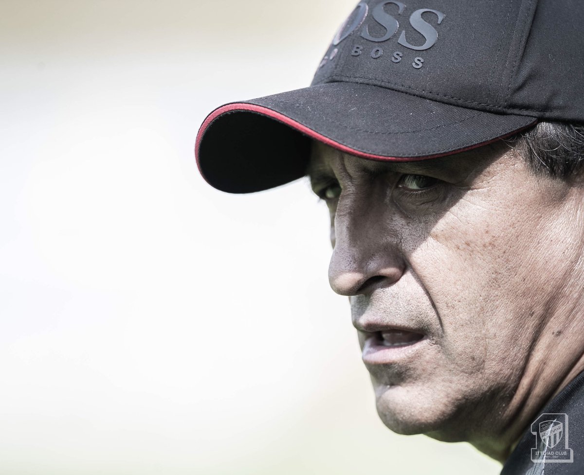 المركز الإعلامي/📸 صور الحصة التدريبية الصباحية للفريق الكروي الأول في معسكره الاعدادي 