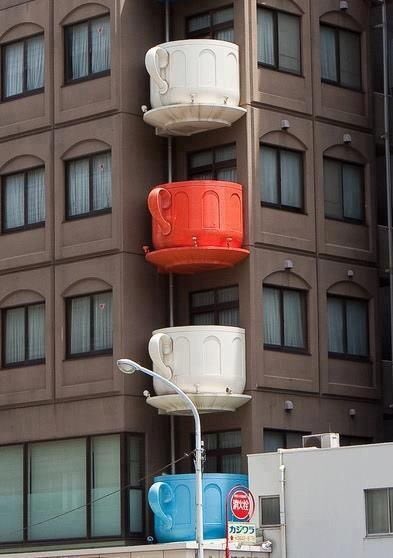 HWarlow's tweet image. This is a bit smart.  Teacup Balconies 
Tokyo in Japan .   Photo by Lenora.