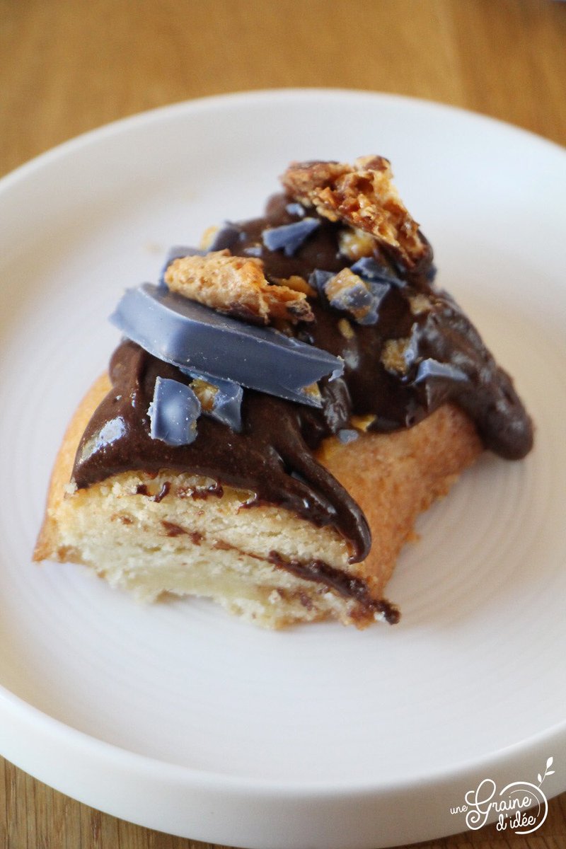 MaisonDuQuernon's tweet photo. Broyé du Poitou, mousse au chocolat et Quernons d'Ardoise ! À découvrir sur le blog de @unegrainedidee ! 

🔗 https://t.co/LK9z5y47V1

#quernon #quernondardoise #recette #angers #foodangers #anjou https://t.co/wMBQflEmXp