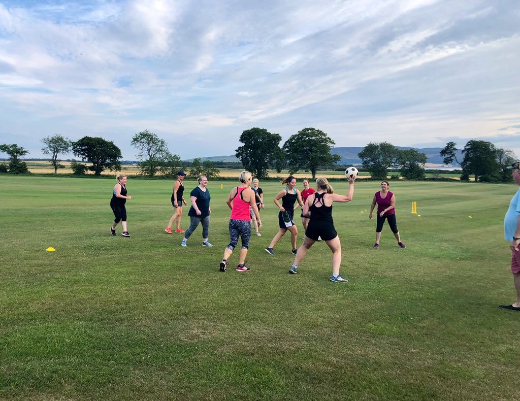 KinrossCricket's tweet photo. Thanks to all the fabulous ladies that turned up to make Women’s Softball Cricket night such fantastic fun. Sunshine☀️ Cricket🏏  Pimms🍹Prosecco🥂 - just perfect!  Next session on Fri 10th Aug. Spread the word. All welcome. https://t.co/nN5P3NhKnC