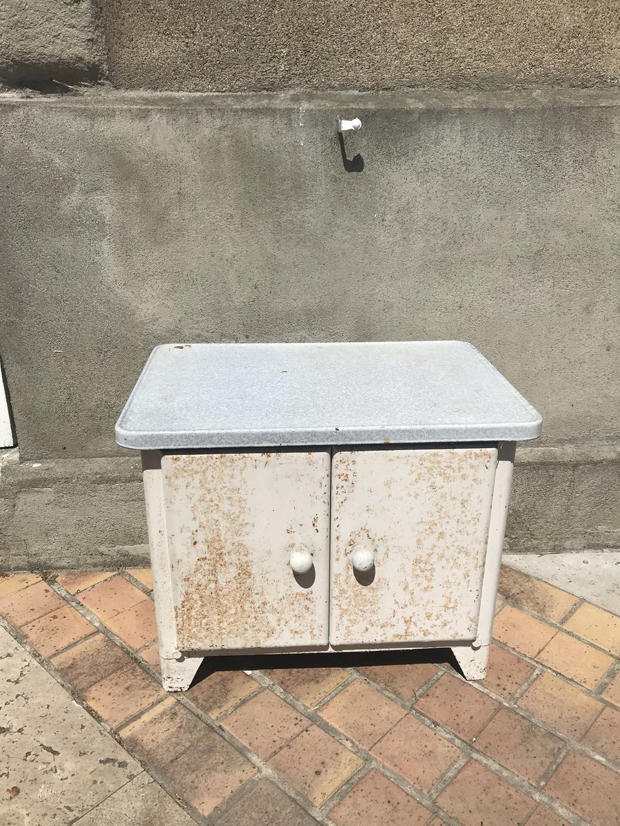 RockitHome's tweet photo. Loving today’s find! Metal cabinet with an enamel top. Looking forward to giving it some TLC in the workshop in a few weeks! #refunkd #france #cabinet #frenchfind https://t.co/Ne2p0Ku7su