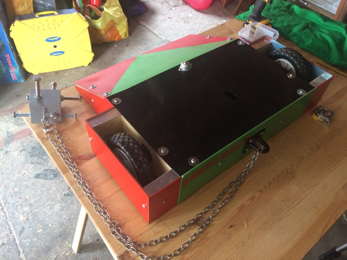 TeamShatterdome's tweet photo. We introduce our newest featherweight Ankylobot! 12.4kg of brute force, with a heavy flail to knock out other robots! We look forward to their debut fights at @extremerobots in September. #KillDozer #Rambulance #Ankylobot #BringBackRobotWars #ExtremeRobots https://t.co/97F4si5goQ