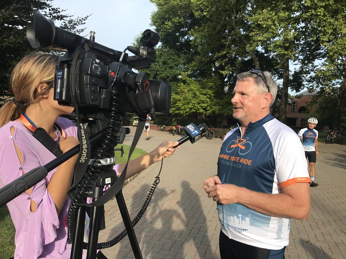SteveMars47's tweet photo. @NY1 covering @EmpireStateRide start!! Let’s do this!! #ESR18 #NYC2NF #cancersucks https://t.co/oz7sRA5Xae