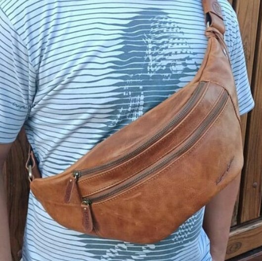 TopHotStrong's tweet photo. WAIST BAG CH HAVANA

Bahan kulit sapi Pullup
Tali model slempang
- Lapis kain Suede

Harga 1,2 juta

To Order Add

HP / WA : 081294836964
Koleksi Cek Instagram : @shebiomari https://t.co/zc9bPHZPBK