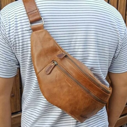 TopHotStrong's tweet photo. WAIST BAG CH HAVANA

Bahan kulit sapi Pullup
Tali model slempang
- Lapis kain Suede

Harga 1,2 juta

To Order Add

HP / WA : 081294836964
Koleksi Cek Instagram : @shebiomari https://t.co/zc9bPHZPBK