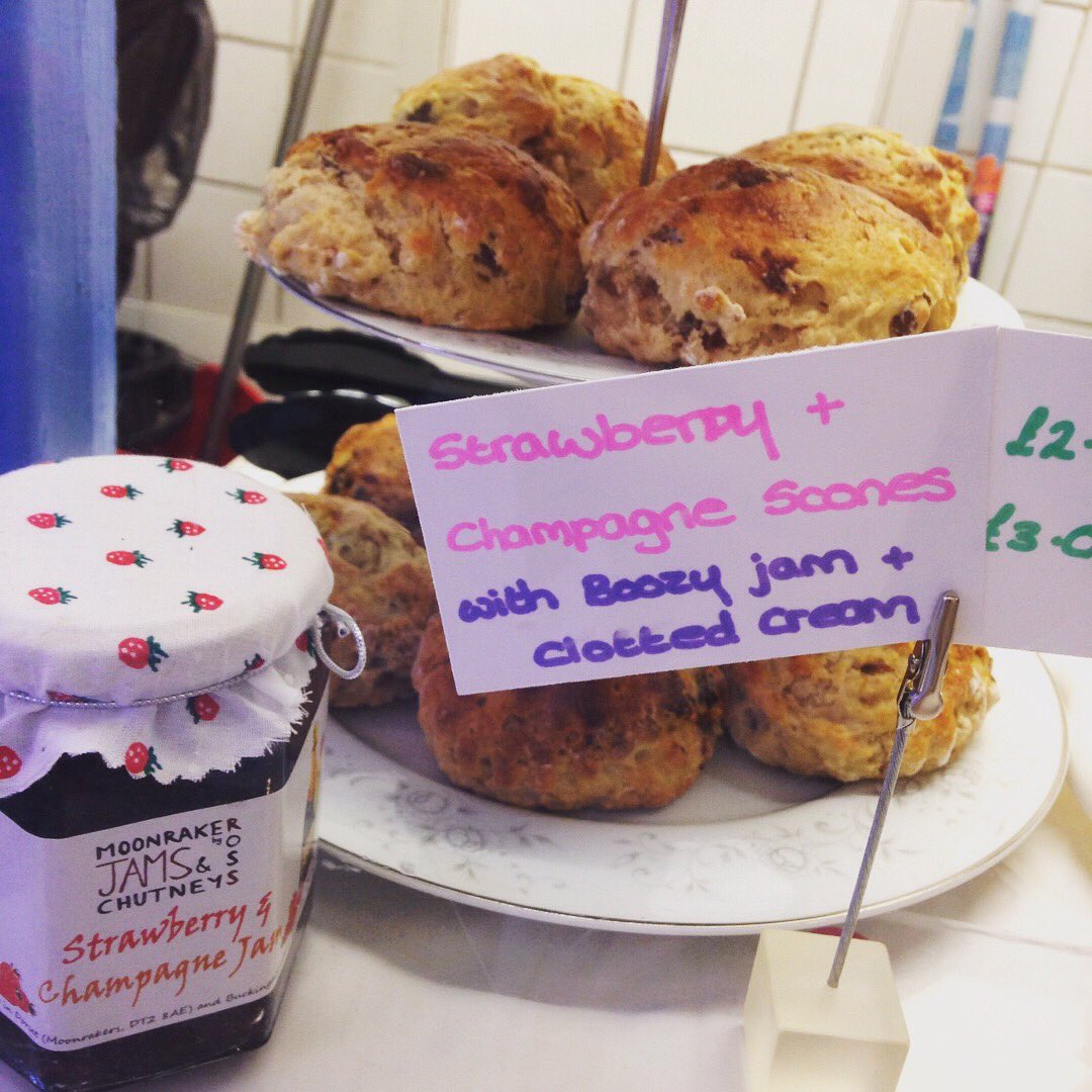 BoozyBakes's tweet photo. Sadly Street Food Sunday was cancelled, but we're delighted to be sheltering from the rain @home_Salisbury with cupcake cones and strawberry &amp; champagne cream teas! Indoor picnic fun all in support of @AustinCohenGF 🍾🍓🍰 #LoveSalisbury #SundayFunday https://t.co/GFJmmwntIc