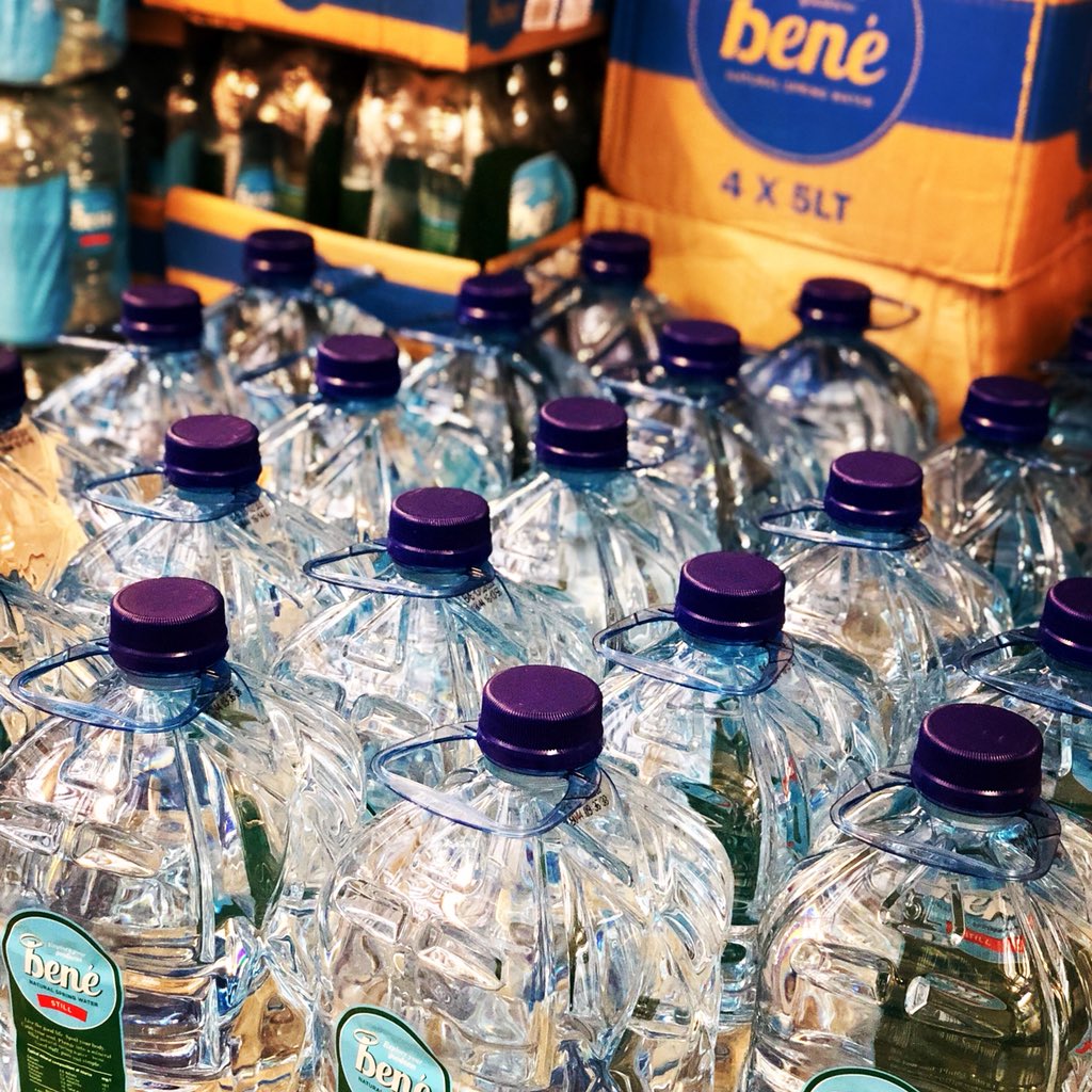 Things are starting to happen! Stock arriving, the big pack has commenced! Awesome to have Bene water hydrating us again for this edition of the Tour. 

#WomenSupportingWomen
#timeout
#spoils 
#ridelikeagirl 
#just4girls 
#Plett 
#instacycling 
#girlpower 
#cycling