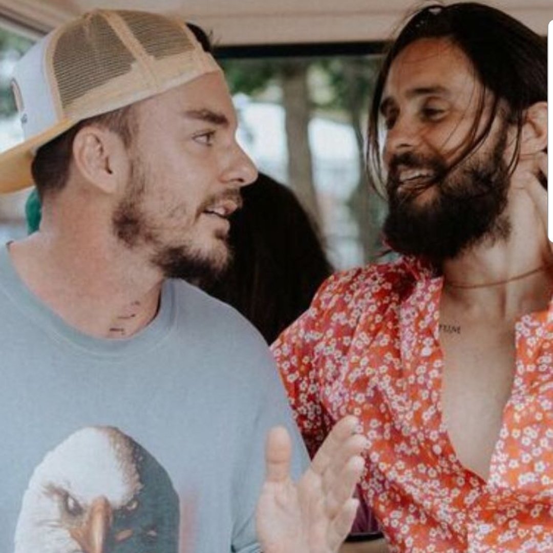 soonthareeya's tweet photo. When they look each other 😍
#JaredLeto
#ShannonLeto
#LetoBrothers https://t.co/hqzmWHgnB4