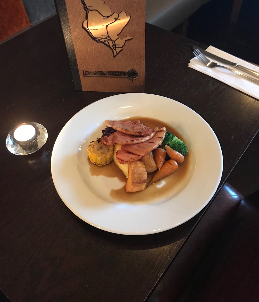 Harbourlights7's tweet photo. 🍴2 course Sunday Roast today, Honey roast ham with Madeira jus apple n toffee crumble £10.50🍽 https://t.co/XXwBzRsqKJ