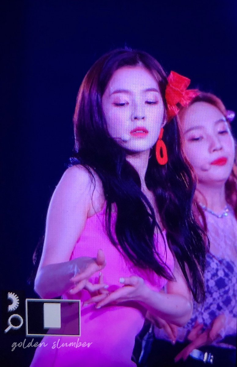 GoldenSlumber91's tweet photo. 180729 #아이린 #IRENE https://t.co/uhY414DrqR