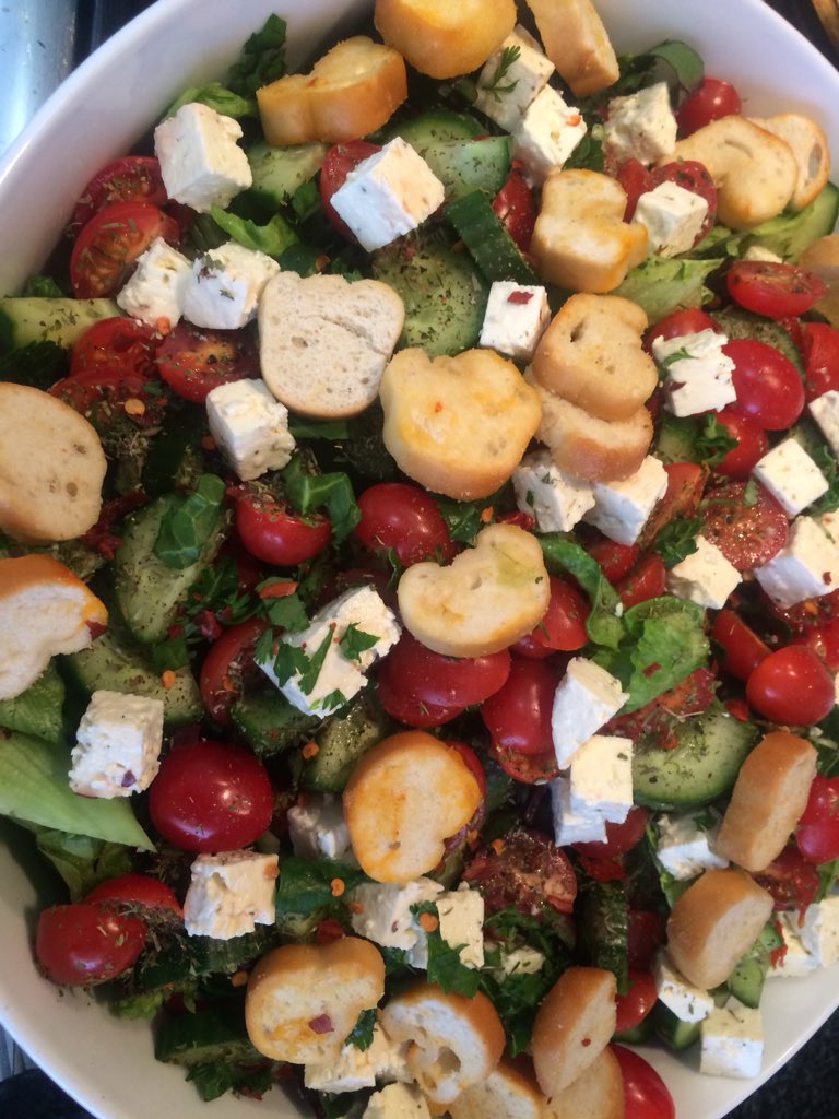 Rustenburgers's tweet photo. Light salad for Warmer weather 👨🏽‍🍳 #therustenburger https://t.co/iY5fneB22f