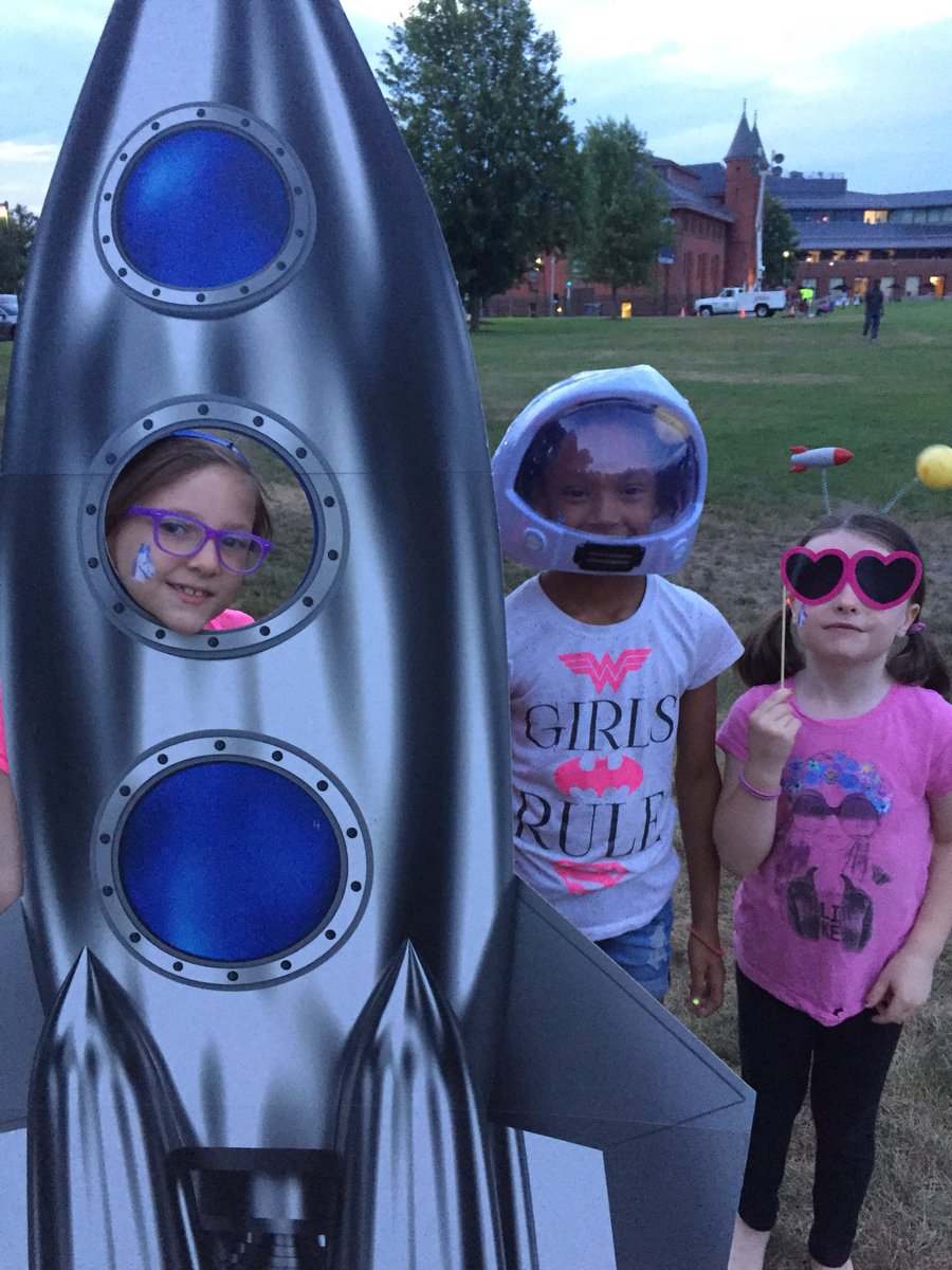 MacdSchool's tweet photo. Save The Date: Sat, Aug 11 will be our Final Films On Foss for the summer. Bring the whole family out to see THE GOONIES! Fun starts at 7:00, Movie at 8:30. @MacdSchool  @FRC_MAC https://t.co/Hmp2ynUtMF
