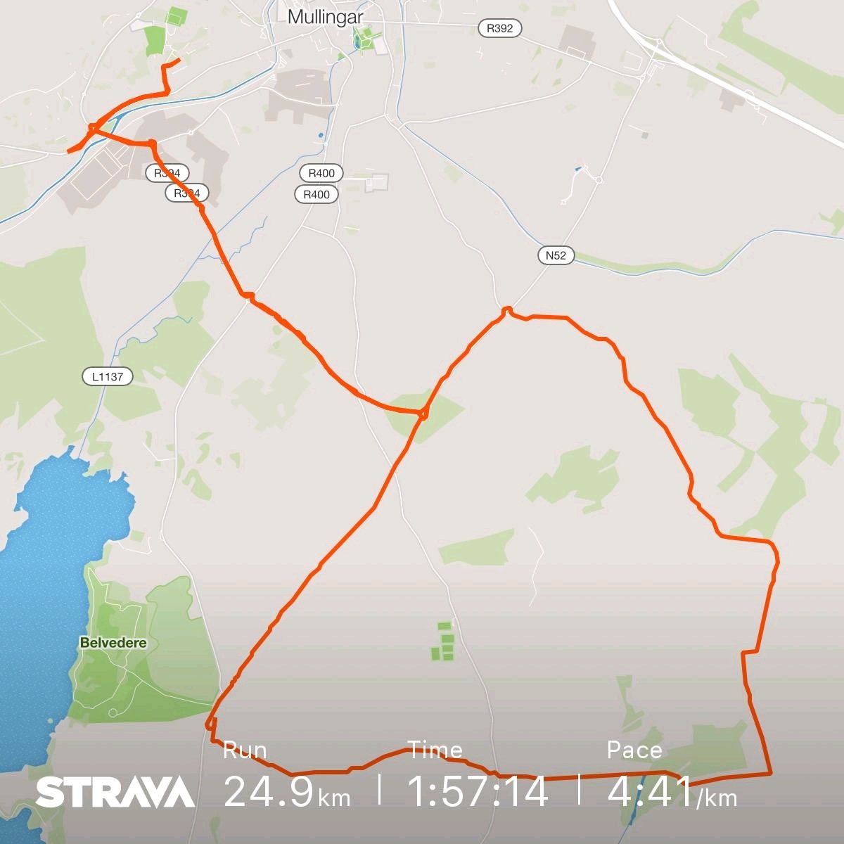 EvanMcCormack's tweet photo. Nice to be back doing some longer after 10mile training. All roads lead to #DublinMarathon #DCM18 @This_Dad_Runs #thisdadruns #running #trainhard https://t.co/FUsLLJ6Z7d