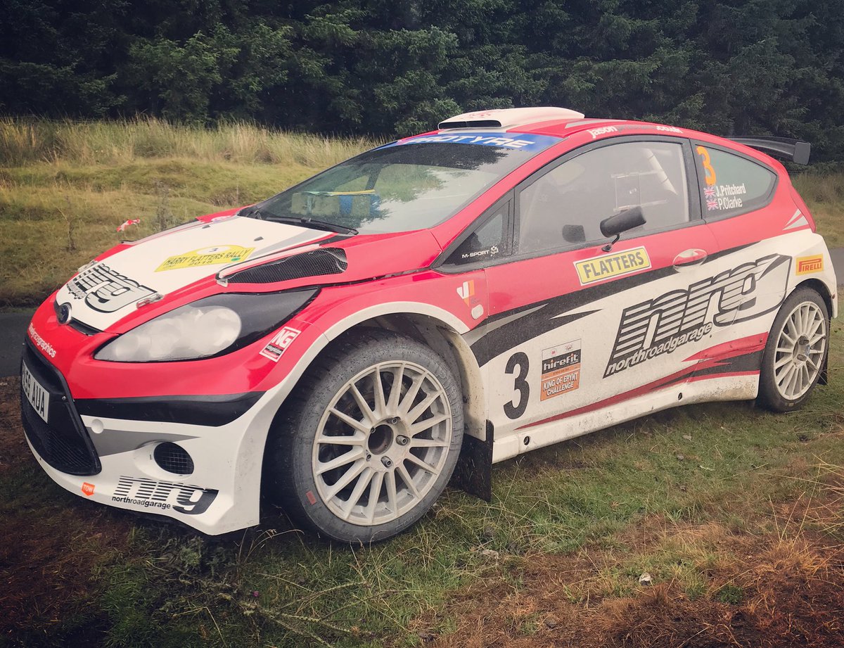 JasonNRG's tweet photo. Not our day again. Transmission failure off the line. Gaining confidence with every mile in the S2000 with a new setup this morning. #harryflatters #fiestas2000 #epynt https://t.co/peFiCRrOOZ