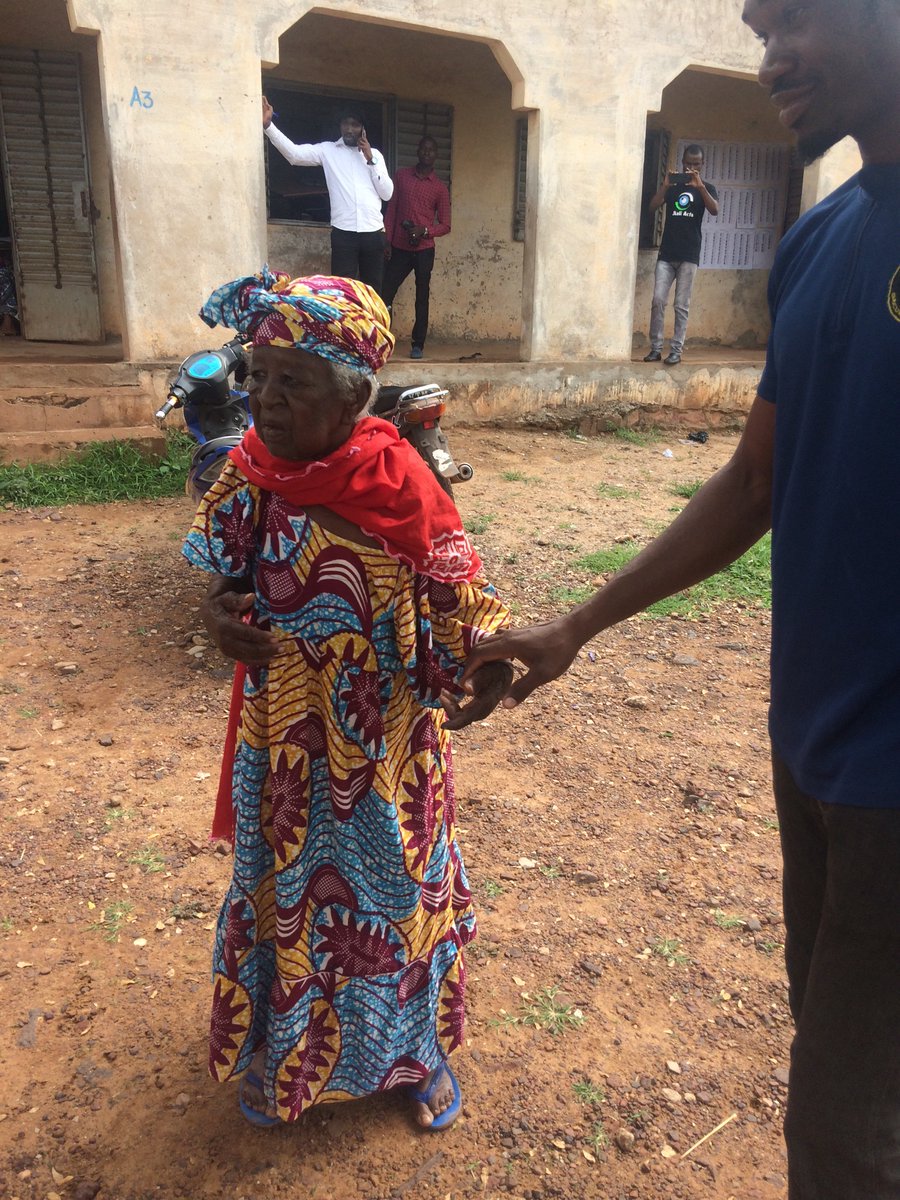 umzamocapital's tweet photo. Despite her advanced age she voted today in Mali's presidential elections 

#Mali #MaliElections #MaliDecides #PrésidentielleMali2018 #MaliDecides2018 #Mali2018 https://t.co/W4WgdQsA9l