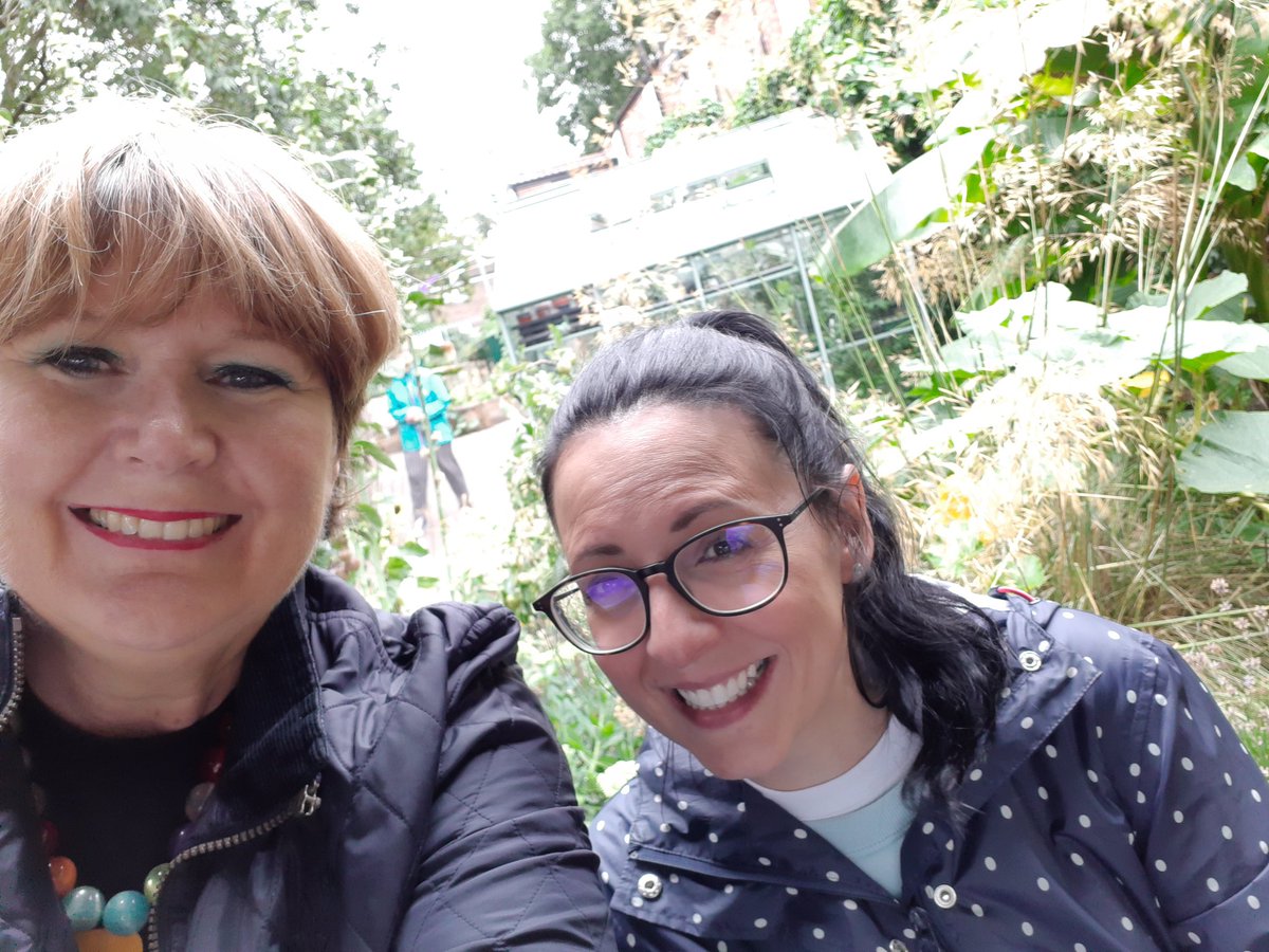 BiscuitJill's tweet photo. Lovely Music In The Garden Afternoon 2pm to 5pm @grapeshillcom #ComunityGarden #FreeEntry #Cakes #Refreshments #Norwich With @EllenMaryGarden https://t.co/pxAspGa1Fc