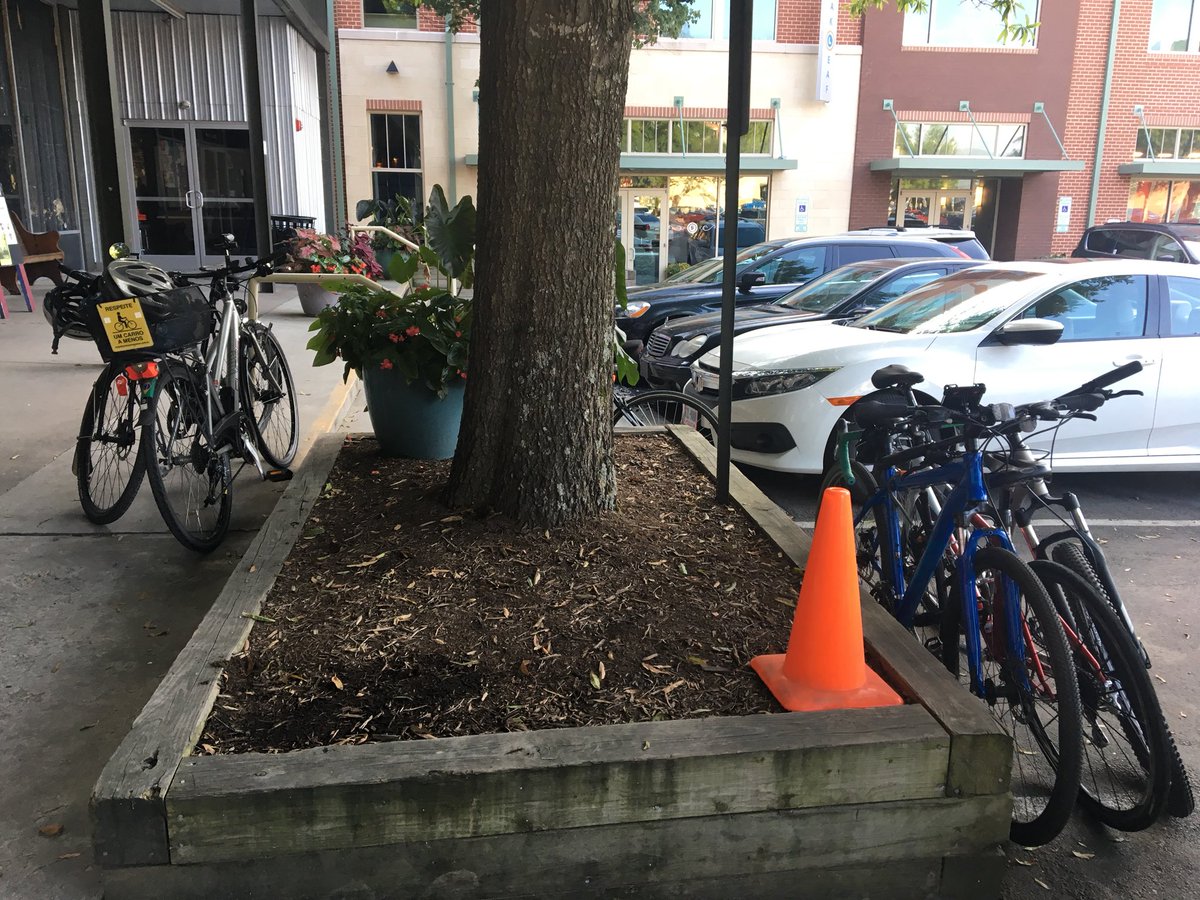 With the repaving of <a href="/300eastmain/">300 East Main</a> the bike corral in front of <a href="/ArtsCenterlive/">The ArtsCenter</a> was removed. Desperately need those spaces replaced and added to around the lot. <a href="/VecinoBrewing/">Vecino Brewing Co.</a> and @oakleafnc  have nothing @CarrboroTownGov <a href="/BikeCarrboro/">BikeCarrboro</a>
