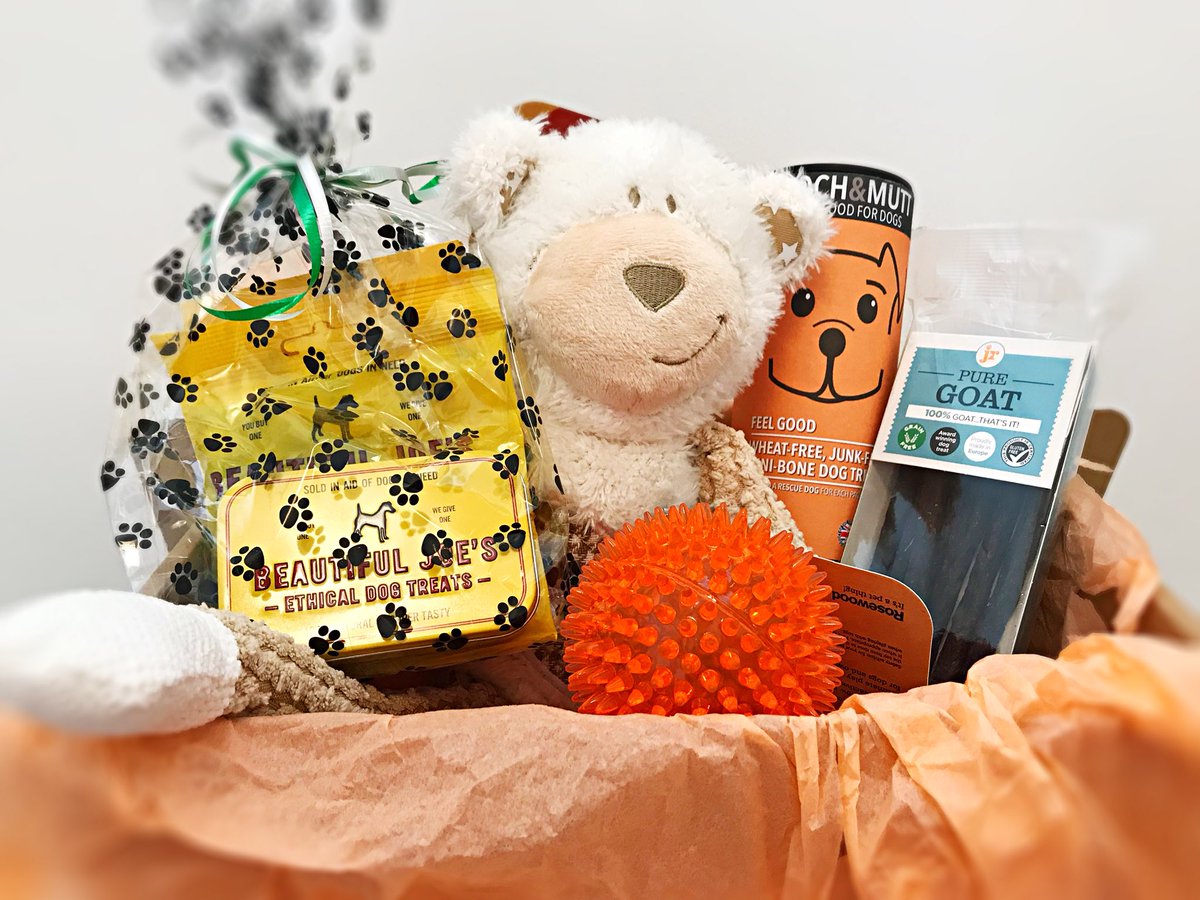 PoochinisBox's tweet photo. Yay! Our Poochini's One-Off Box is now available to buy on #Etsy! Treat your Poochini and check us out! 🐶🐾

https://t.co/Q0HkEHXxTW https://t.co/p52gb4J4vP